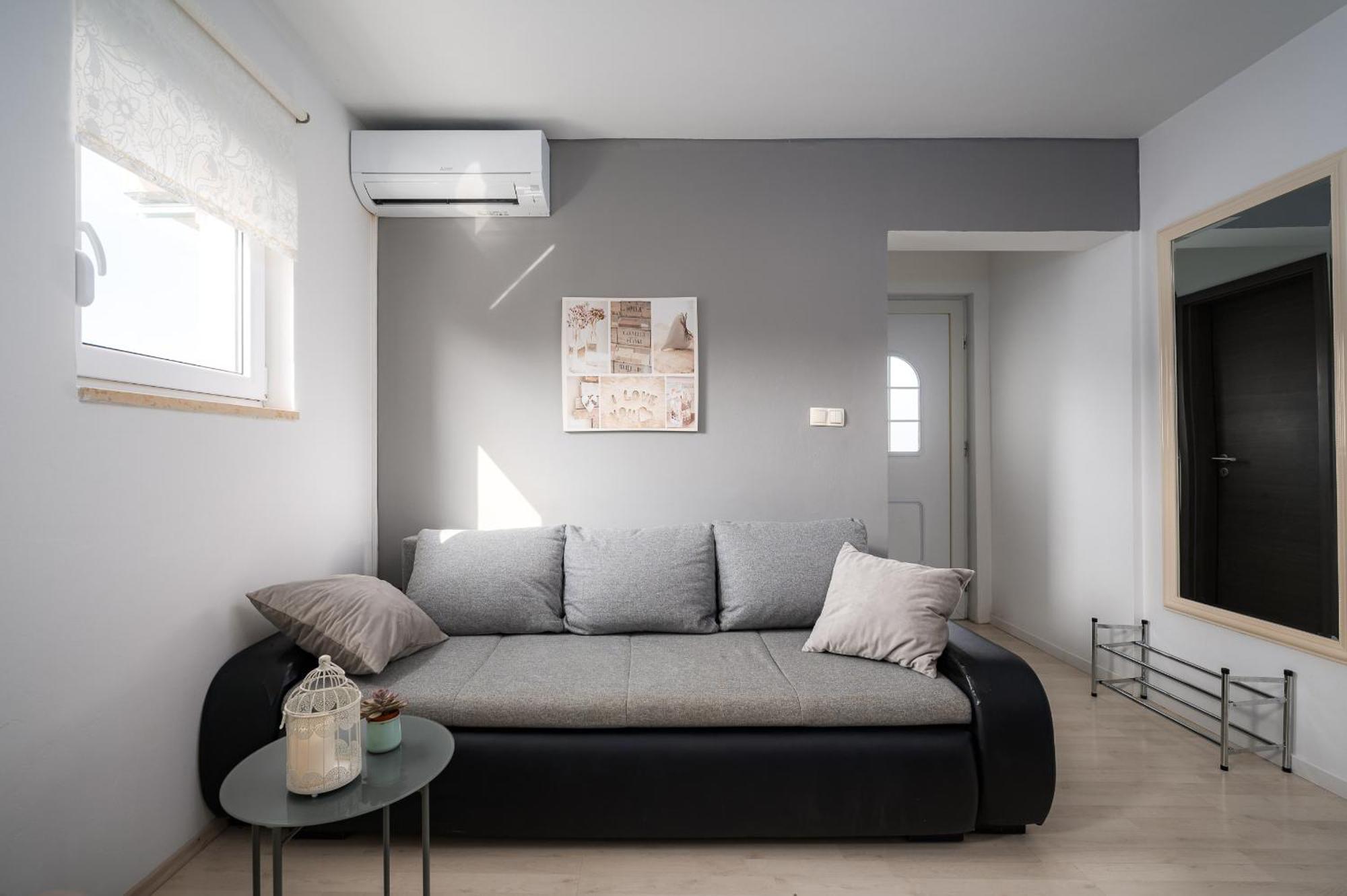Charming Apartments Rose 1&2 With Pool ポレッチ エクステリア 写真