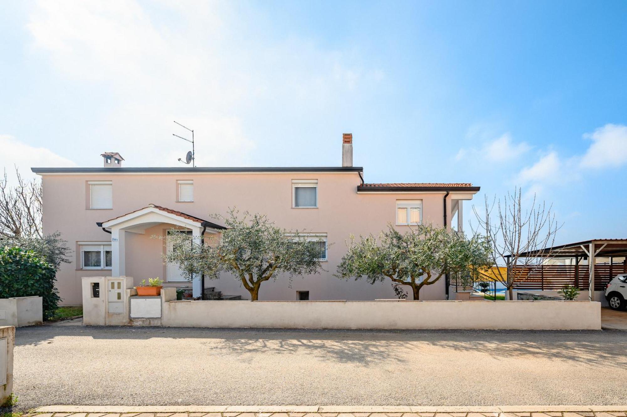 Charming Apartments Rose 1&2 With Pool ポレッチ エクステリア 写真